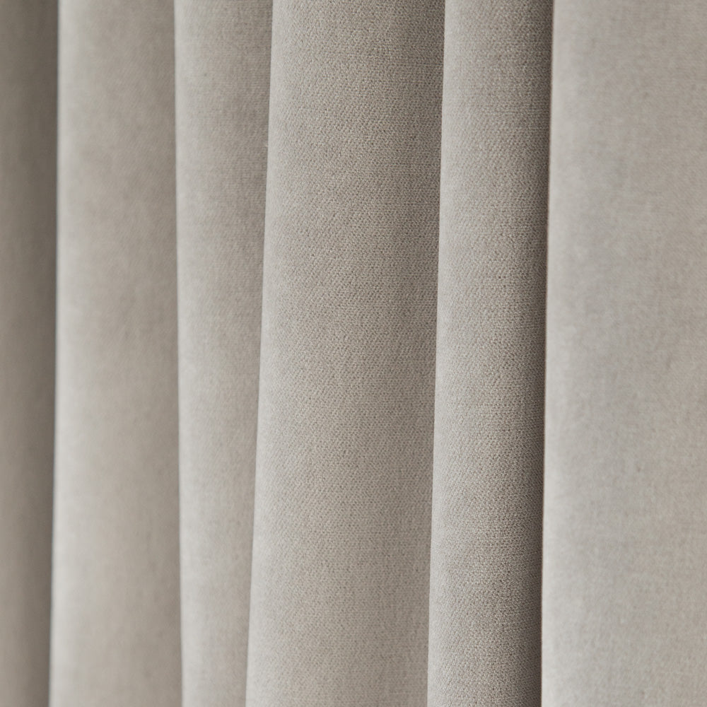 How To Care For Velvet Fabric – Aeptom
